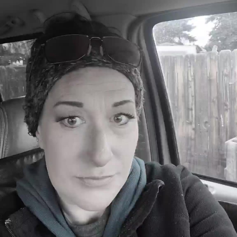 Meet your Posher, Angela